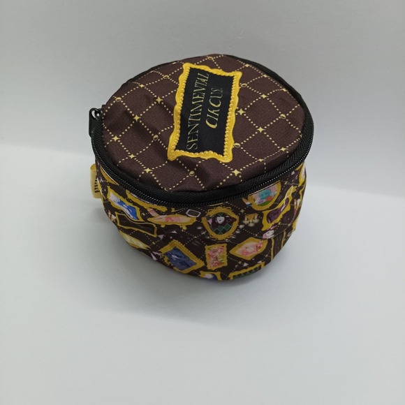 Sentimental circus round zipper pouch - Picture 3 of 7